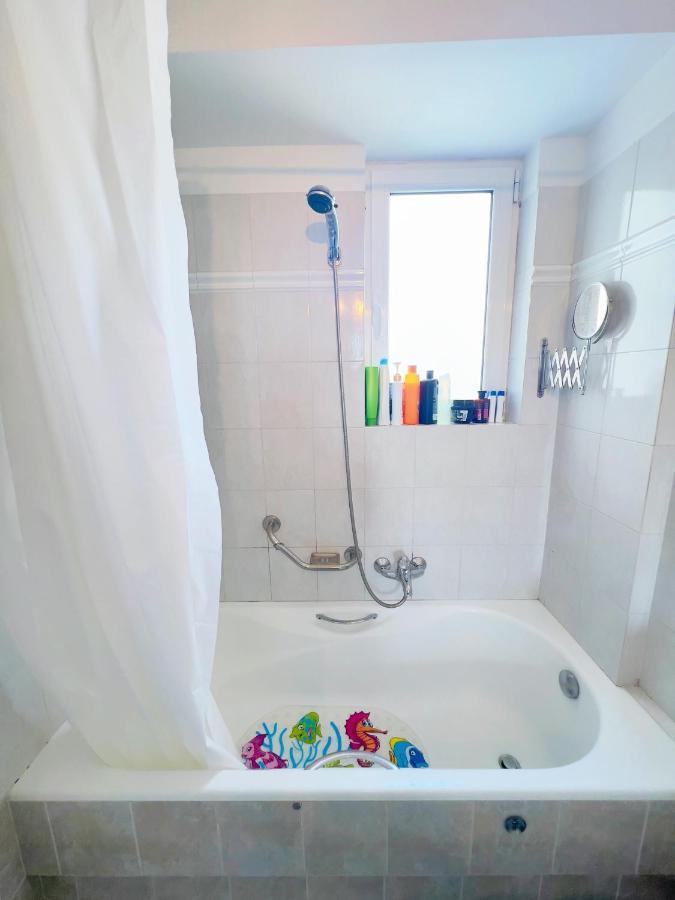 Cozy Fairytal Garden Apartment, Family Friendly, Free Parking, 15 Min To Airport Атина Екстериор снимка