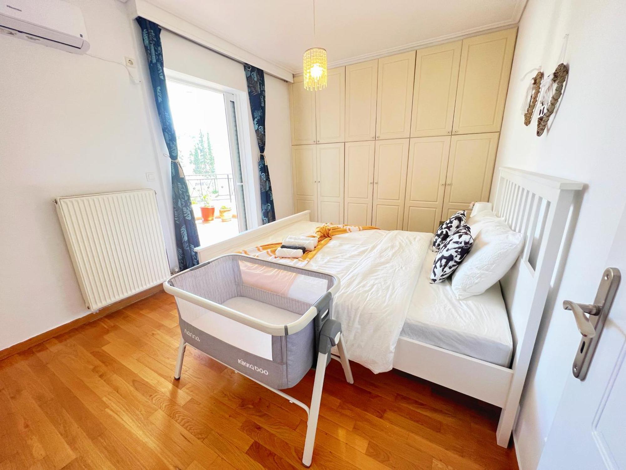 Cozy Fairytal Garden Apartment, Family Friendly, Free Parking, 15 Min To Airport Атина Екстериор снимка