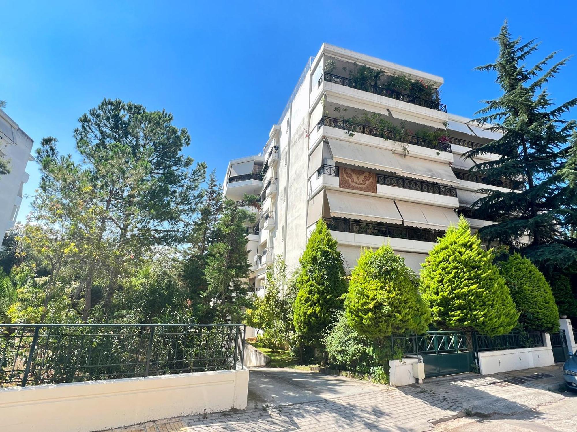 Cozy Fairytal Garden Apartment, Family Friendly, Free Parking, 15 Min To Airport Атина Екстериор снимка