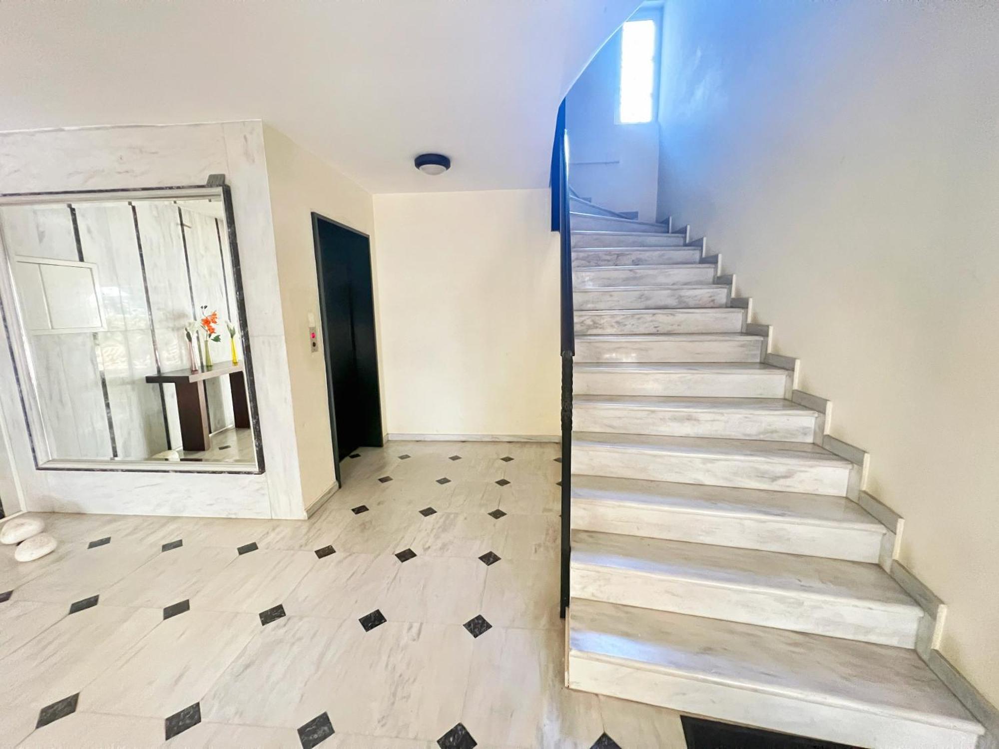 Cozy Fairytal Garden Apartment, Family Friendly, Free Parking, 15 Min To Airport Атина Екстериор снимка