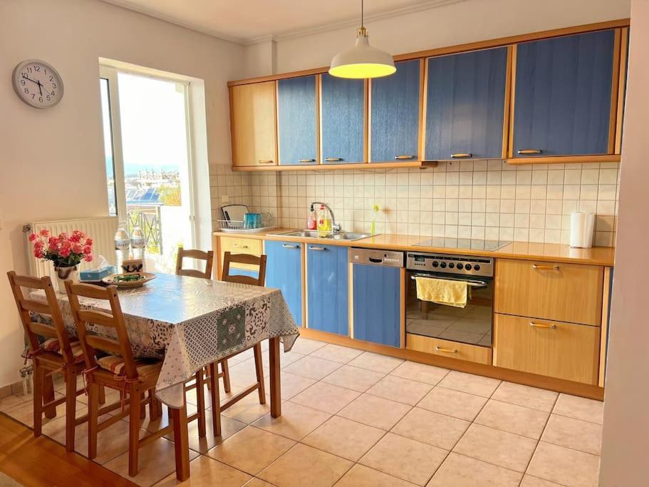 Cozy Fairytal Garden Apartment, Family Friendly, Free Parking, 15 Min To Airport Атина Екстериор снимка